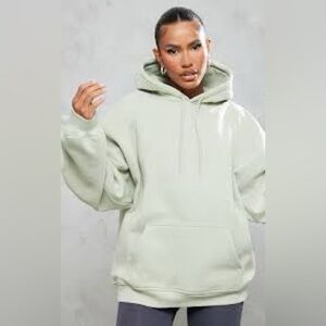 Pretty Little Thing Oversized Hoodie in Sage